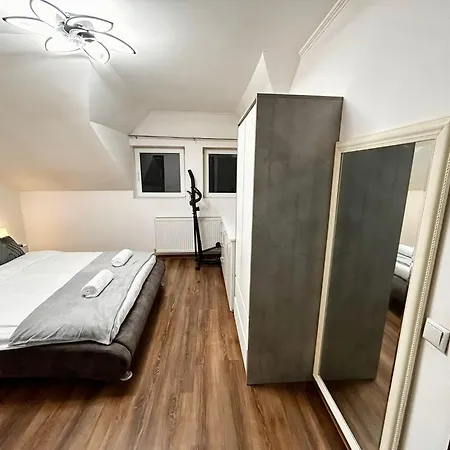 Jad - Luxury Villa's - A&c, Garden, Bbq & Playground *